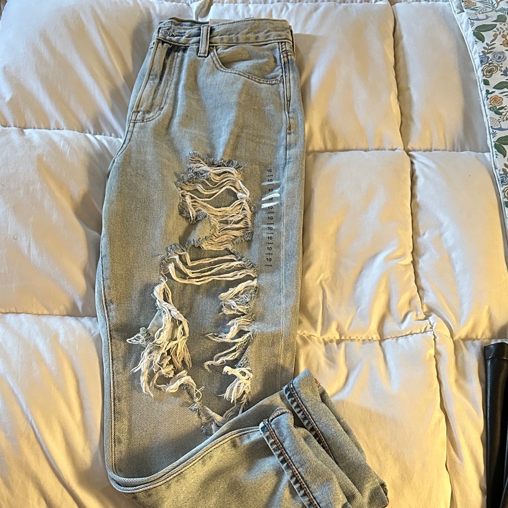 American Eagle Outfitters Ripped Light Blue Boyfriend Jeans